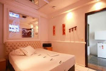 Motel Sensacao Adults Only Мауа Экстерьер фото